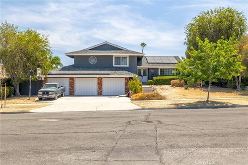 1871 Garretson Ave, Corona, CA, 92879-2708 | Card Image