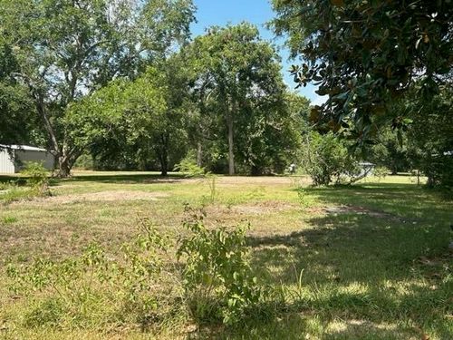588 N Meeker Rd, Beaumont, TX, 77713-3144 | Card Image