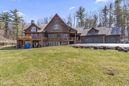 35 Shaker Bay Rd, Latham, NY, 12110-1255 | Card Image