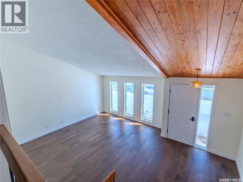 865 Spencer Dr, Prince Albert, SK, S6V7C8 | Card Image