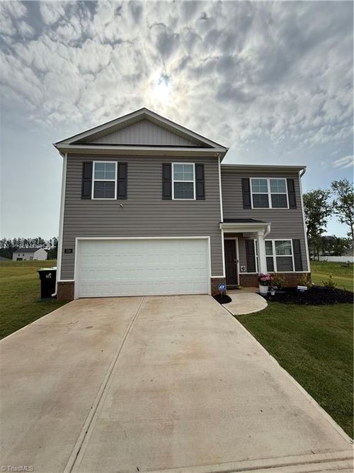 258 Lulu Ln, Lexington, NC, 27292-9716 | Card Image