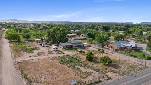 6461 Corrales Rd, Corrales, NM, 87048-8712 | Card Image
