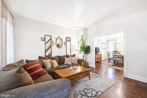 48 N Ellamont St, BALTIMORE, MD, 21229-3717 | Card Image