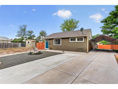 937 Kramer Ct, Aurora, CO, 80010 | Card Image