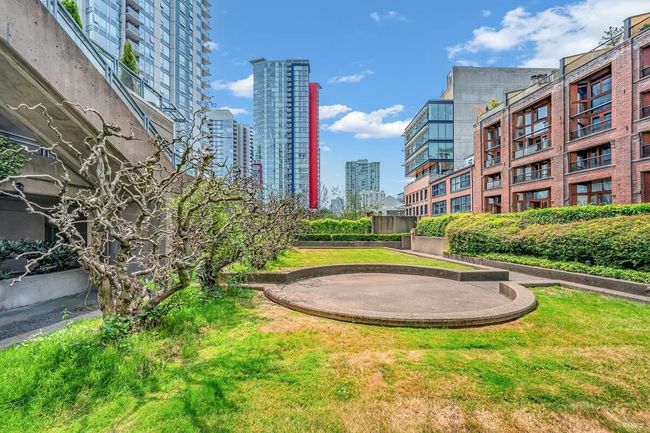 1801 - 183 Keefer Place, Condo with 2 bedrooms, 0 bathrooms and 1 parking in Vancouver BC | Image 7
