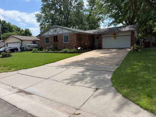 10313 W Esthner Ave, Wichita, KS, 67209-1920 | Card Image