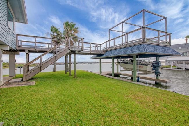 354 Ling Street, House other with 3 bedrooms, 3 bathrooms and 1 parking in Bayou Vista TX | Image 9