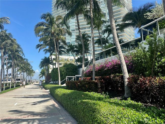 STE-4M - 400 Alton Rd, Condo with 1 bedrooms, 2 bathrooms and null parking in Miami Beach FL | Image 66