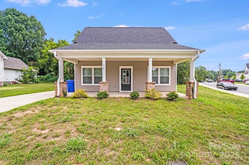 336 E Lowrance Ave, Mooresville, NC, 28115-3338 | Card Image