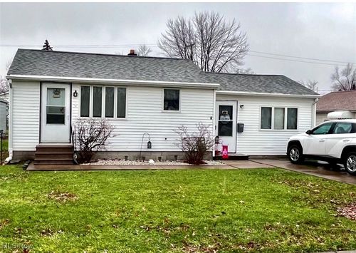 2130 E 44th St, Ashtabula, OH, 44004-6011 | Card Image