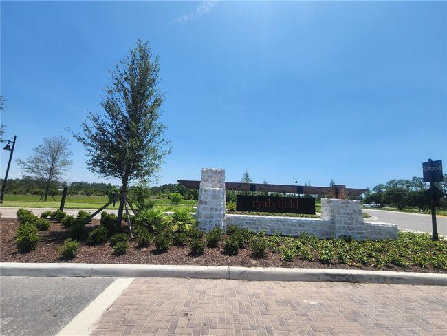 Front Entrance | Image 31