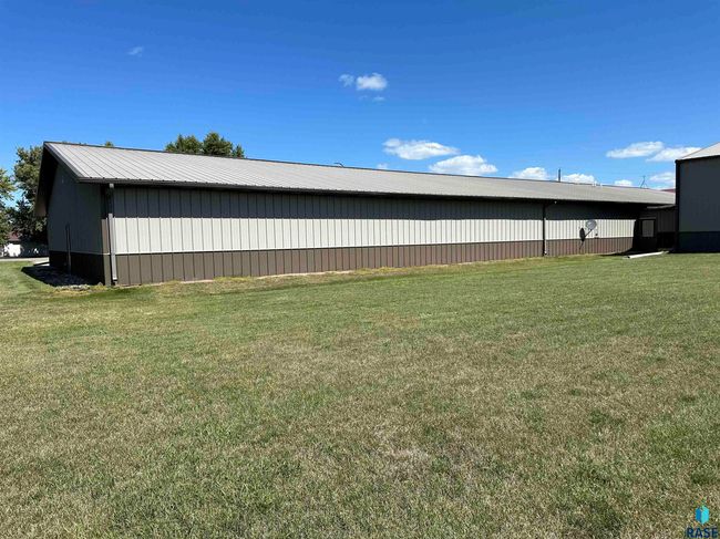 911 Sixth St, Home with 0 bedrooms, 2 bathrooms and null parking in Freeman SD | Image 82