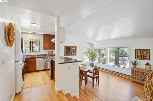 7-3501 35th Ave, Oakland, CA, 94601-3406 | Card Image