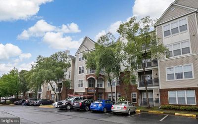 1101 - 3021 Nicosh Circle, Condo with 1 bedrooms, 1 bathrooms and null parking in FALLS CHURCH VA | Image 1