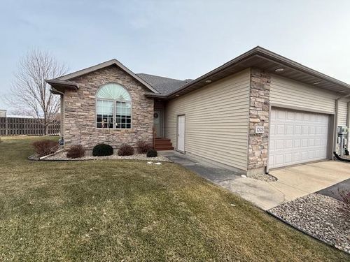 1328 N 10th St, Lake City, MN, 55041-3313 | Card Image