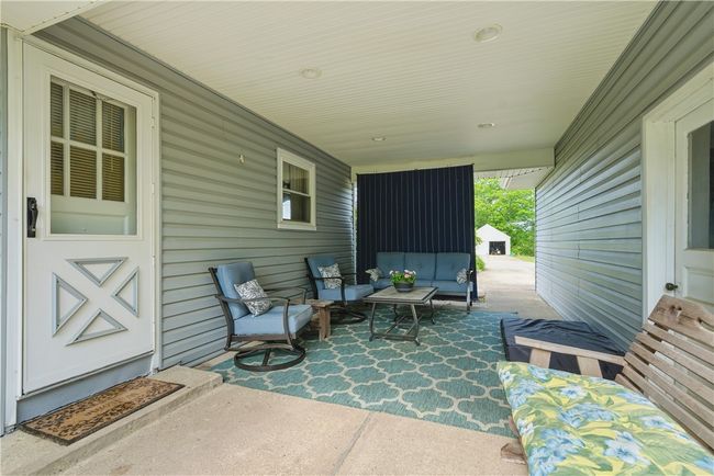 131 Howley Ave., House other with 3 bedrooms, 3 bathrooms and 1 parking in Chippewa Twp PA | Image 4