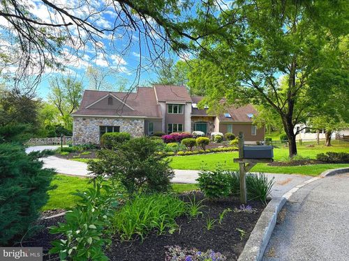 4 E Spring Oak Cir, Media, PA, 19063-5539 | Card Image