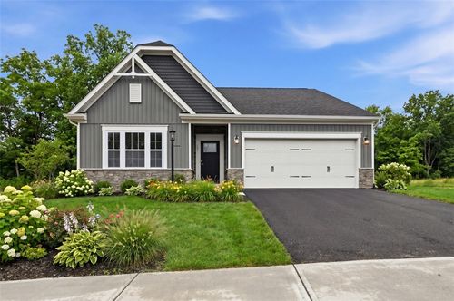 121 July Dr, Butler, PA, 16002-7500 | Card Image