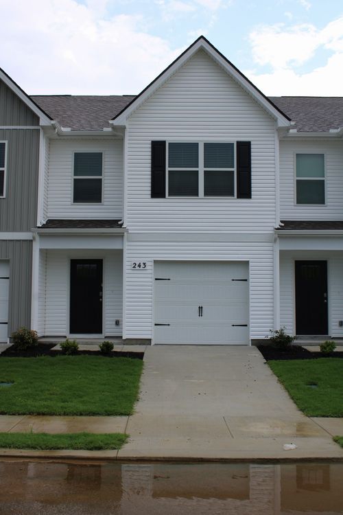 243 Mackenzie Way, Lewisburg, TN, 37091-5011 | Card Image