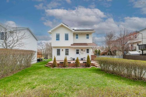 208 Breeze Dr, Dartmouth, NS, B2X3J7 | Card Image