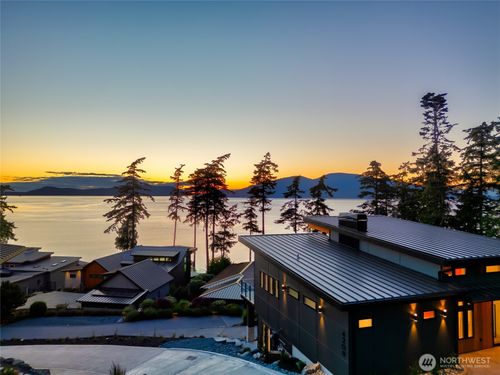 4209 Navigator Ln, Anacortes, WA, 98221-4477 | Card Image