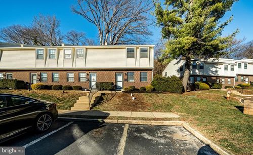 233 Holly Dr, KING OF PRUSSIA, PA, 19406-2555 | Card Image