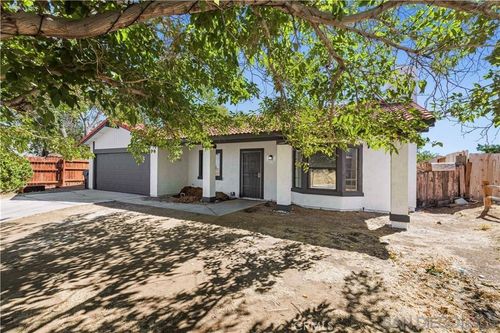 37130 Casa Verde Dr, Palmdale, CA, 93550 | Card Image