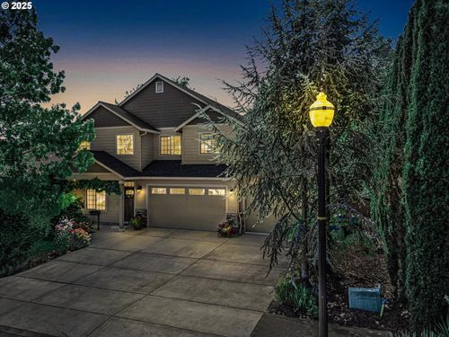 12015 Ne 16th St, Vancouver, WA, 98684-4851 | Card Image