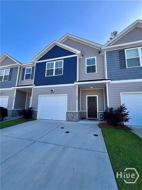 500 Governor Treutlen Cir, Pooler, GA, 31322-4503 | Card Image