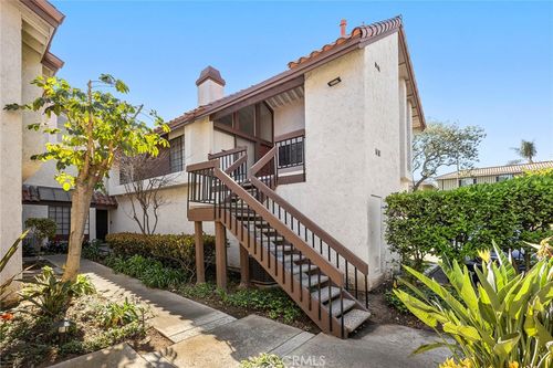 102 Kauai Ln, Placentia, CA, 92870-6028 | Card Image