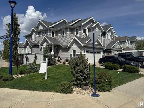7732 19 Ave Sw, Edmonton, AB, T6X1V9 | Card Image