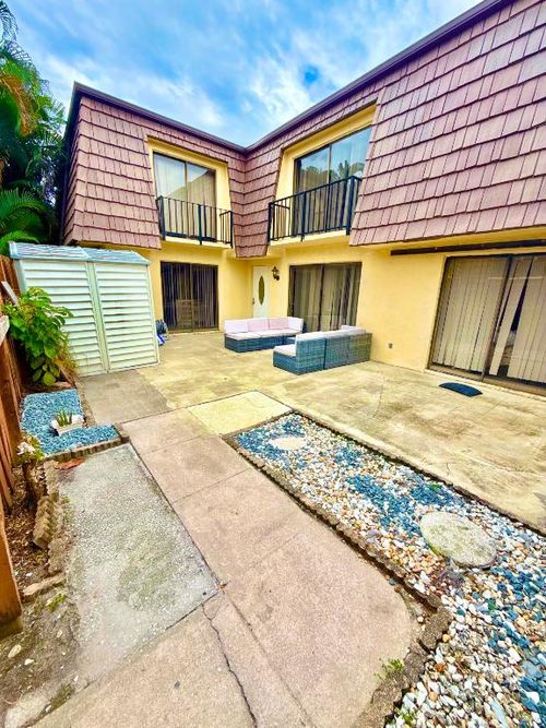 711 Springdale Circle, Palm Springs, FL, 33461 | Card Image