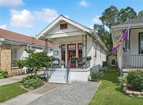 5485 Hawthorne Place Place, New Orleans, LA, 70124 | Card Image