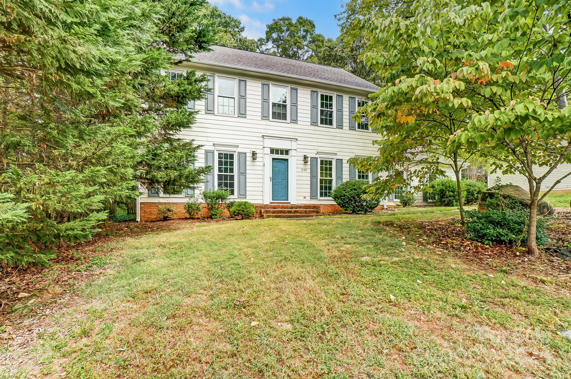 Colony Hill Dr, Charlotte, NC 28214