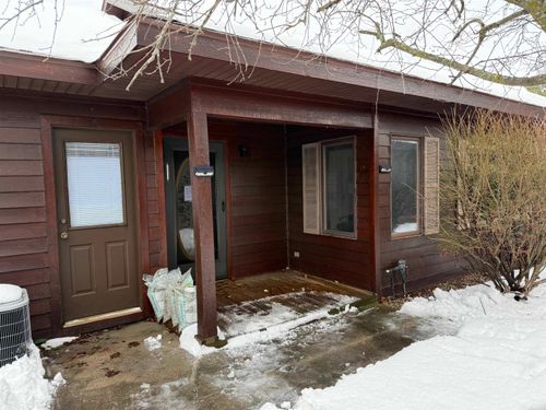 2154 Hammond Pl W, Traverse City, MI, 49686-8014 | Card Image