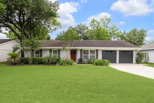5807 Duxbury St, Houston, TX, 77035-4210 | Card Image