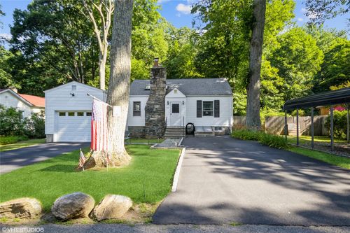 36 Longwood Rd, Mahopac, NY, 10541-3029 | Card Image