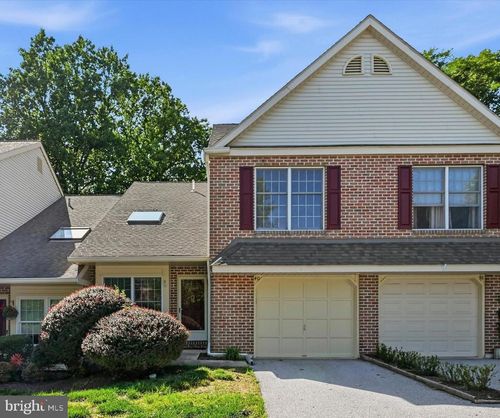 40 May Apple Dr, DOWNINGTOWN, PA, 19335-3442 | Card Image