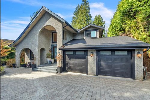 3263 Norwood Ave, North Vancouver, BC, V7N3P2 | Card Image