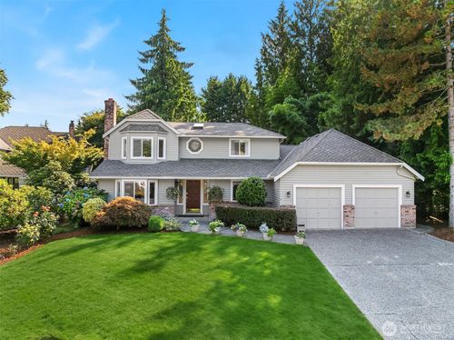 13301 Ne 118th Ct, Redmond, WA, 98052-2412 | Card Image