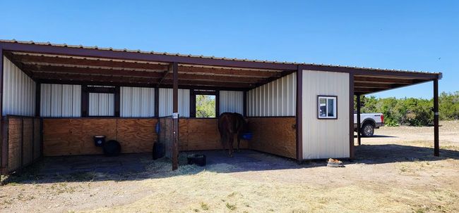 AB-363-AND-495 - 1500 Sales Rd, Home with 0 bedrooms, 0 bathrooms and null parking in Mertzon TX | Image 31
