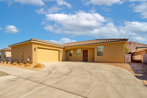 3044 Bonitas Loop, Santa Fe, NM, 87507-3633 | Card Image