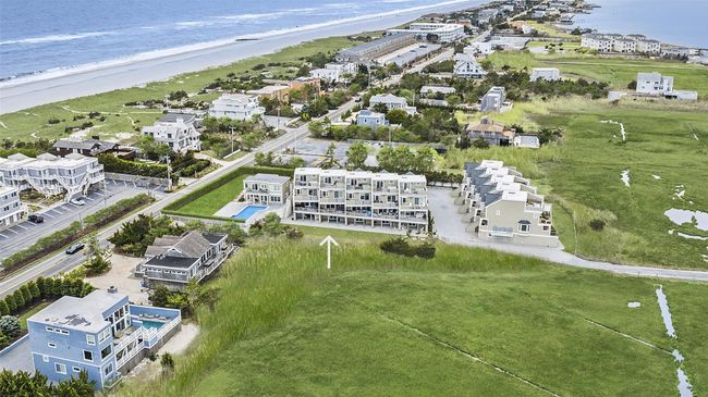 2 - 538 Dune Rd, Condo with 3 bedrooms, 4 bathrooms and null parking in Southampton NY | Image 16