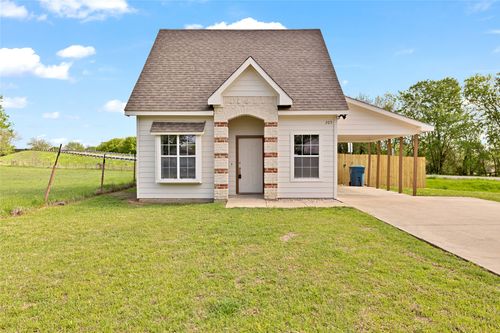 205 Bishop St, Alvarado, TX, 76009-4939 | Card Image