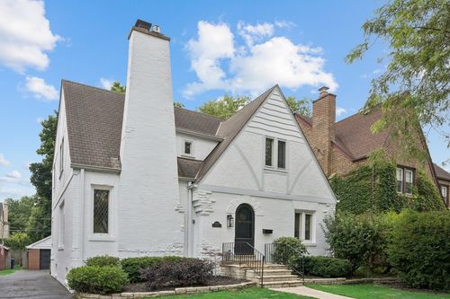2019 Beechwood Ave, Wilmette, IL, 60091-1503 | Card Image
