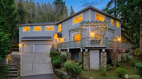 12117 Clearview Dr, Edmonds, WA, 98026-3141 | Card Image