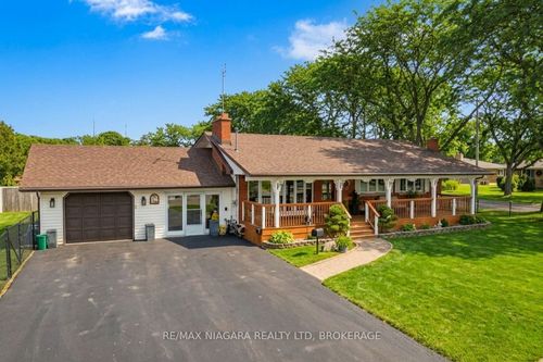 12 Aquadale Dr, Saint Catharines, ON, L2N3R6 | Card Image