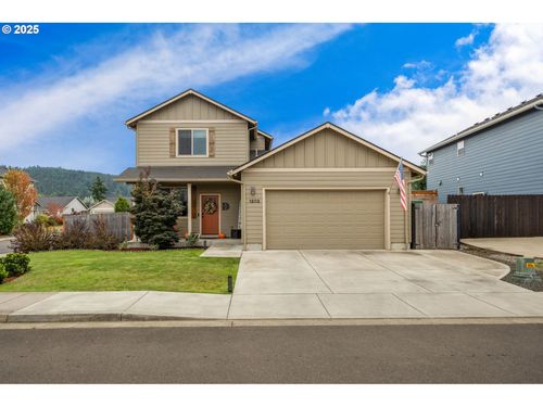1202 Albatross Ct, Sweet Home, OR, 97386-1447 | Card Image