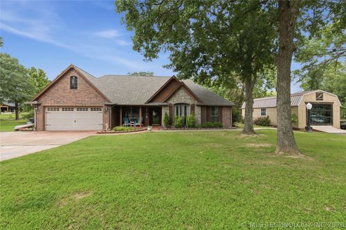 61 Hummingbird Ln, Eufaula, OK, 74432-5109 | Card Image