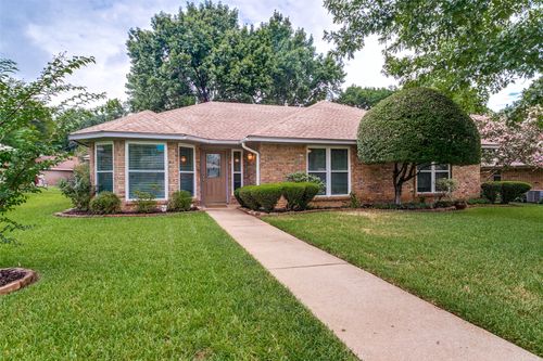 1403 Bogard Ln, Lewisville, TX, 75077-7648 | Card Image